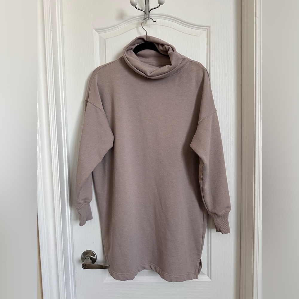 Aerie Go-To Sweater dress in a light mauve or taupe color